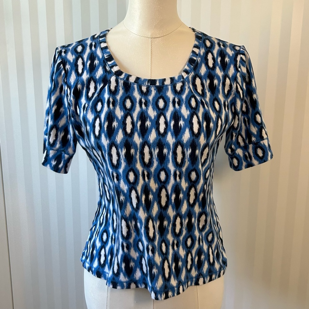 Jones New York sport petite blue black white pattern tee 100% soft cotton Size L